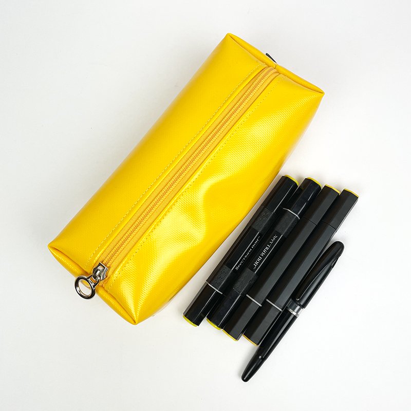 etui pierre geel